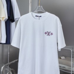 2025SS 半袖Tシャツ LOUIS VUITTON ルイヴィトン 愛用ブランド