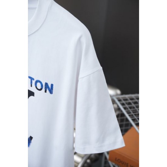 2025SS 半袖Tシャツ LOUIS VUITTON ルイヴィトン 最安価格新品 2025SS 半袖Tシャツ LOUIS VUITTON ルイヴィトン 最安価格新品