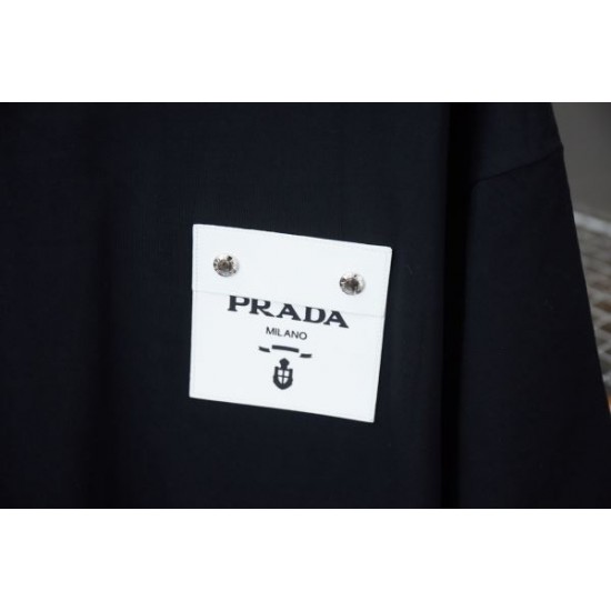 2025SS 半袖Tシャツ PRADA プラダ ファッション感度の高い