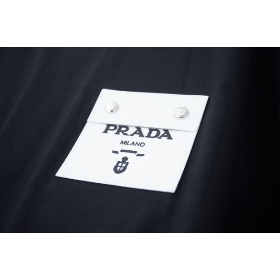 2025SS 半袖Tシャツ PRADA プラダ ファッション感度の高い