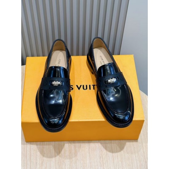 LOUIS VUITTON ルイヴィトン 2025SS 一目惚れ メンズ用 ビジネスシューズ LOUIS VUITTON ルイヴィトン 2025SS 一目惚れ メンズ用 ビジネスシューズ