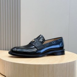 LOUIS VUITTON ルイヴィトン 2025SS 一目惚れ メンズ用 ビジネスシューズ 