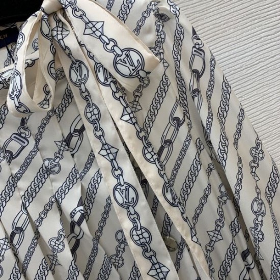 2025SS ワンピース LOUIS VUITTON ルイヴィトン 今季初登場の新作 2025SS ワンピース LOUIS VUITTON ルイヴィトン 今季初登場の新作