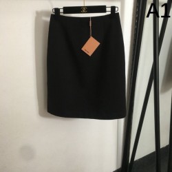 2025SS スカート MIU MIU ミュウミュウ 大人気商品再入荷!