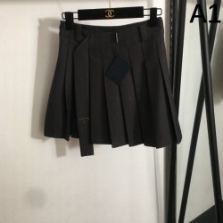 2025SS スカート PRADA プラダ 雑誌掲載も多数注目の新作