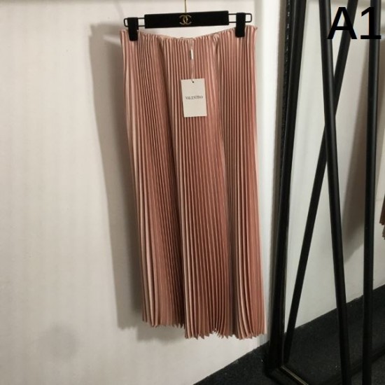 2025SS プリーツスカート VALENTINO ヴァレンティノ 超おしゃれ大人気 2025SS プリーツスカート VALENTINO ヴァレンティノ 超おしゃれ大人気
