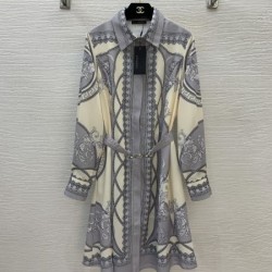 2025SS ワンピース VERSACE ヴェルサーチェ 足下注目してくれる