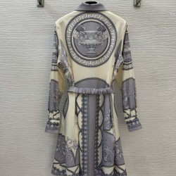 2025SS ワンピース VERSACE ヴェルサーチェ 足下注目してくれる