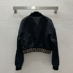 2025SS コート VERSACE ヴェルサーチェ 大人買いする方も多い