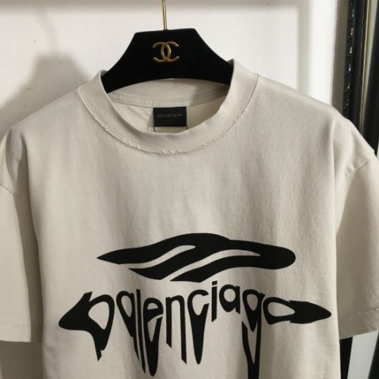 2025SS 半袖Tシャツ BALENCIAGA バレンシアガ おしゃれ上級者を目指す 2025SS 半袖Tシャツ BALENCIAGA バレンシアガ おしゃれ上級者を目指す