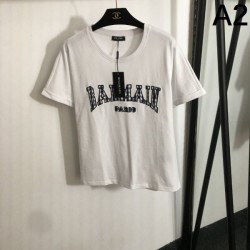 2025SS 半袖Tシャツ BALMAIN バルマン 魅力の詰まったスタイル