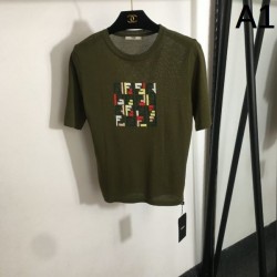 2025SS 半袖Tシャツ FENDI フェンデイ 毎シーズン存在感のある