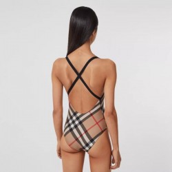 BURBERRY バーバリー 2025SS お洒落さんの愛用率が高い 水着