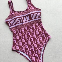 DIOR ディオール 2025SS 存在感ばっちりなアイテム 水着