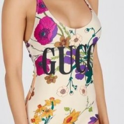 GUCCI グッチ 2025SS スタイリッシュなスタイル 水着