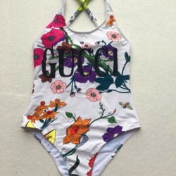 GUCCI グッチ 2025SS スタイリッシュなスタイル 水着
