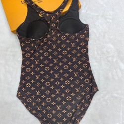 LOUIS VUITTON ルイヴィトン 2025SS 雑誌にも掲載アイテム 水着