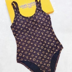LOUIS VUITTON ルイヴィトン 2025SS ファッション感が満点 水着