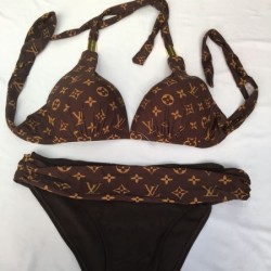 LOUIS VUITTON ルイヴィトン 2025SS カジュアルめなコーデ 水着