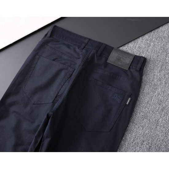 2025SS カジュアルパンツ BURBERRY バーバリー 新作に一目惚れ 2025SS カジュアルパンツ BURBERRY バーバリー 新作に一目惚れ