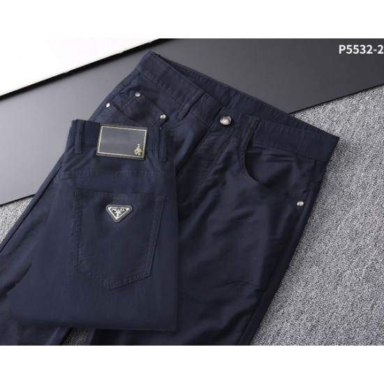 2025SS カジュアルパンツ PRADA プラダ オシャレだけど疲れない 2025SS カジュアルパンツ PRADA プラダ オシャレだけど疲れない
