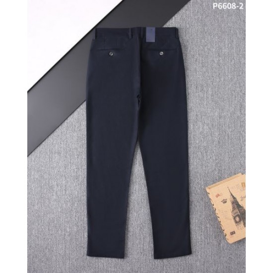 2025SS カジュアルパンツ PRADA プラダ 今年も大活躍間違いなし 2025SS カジュアルパンツ PRADA プラダ 今年も大活躍間違いなし