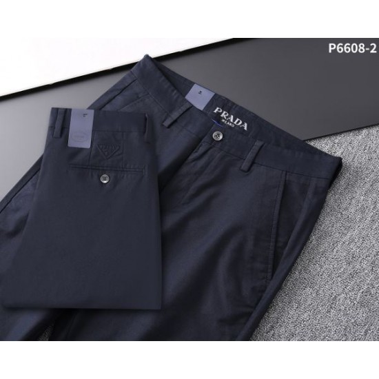 2025SS カジュアルパンツ PRADA プラダ 今年も大活躍間違いなし 2025SS カジュアルパンツ PRADA プラダ 今年も大活躍間違いなし