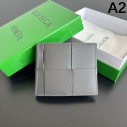 2025SS 大人でお上品 BOTTEGA VENETA ボッテガヴェネタ 二つ折り財布