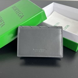 2025SS 新作に一目惚れ BOTTEGA VENETA ボッテガヴェネタ カードケース