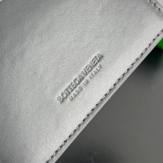 2025SS 新作に一目惚れ BOTTEGA VENETA ボッテガヴェネタ カードケース