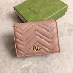 2025SS クリスマスプレゼントにも GUCCI グッチ 二つ折り財布