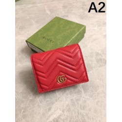 2025SS クリスマスプレゼントにも GUCCI グッチ 二つ折り財布