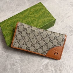 2025SS 存在感ばっちりなアイテム GUCCI グッチ 長財布