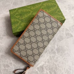 2025SS 自分らしいスタイリング GUCCI グッチ 長財布