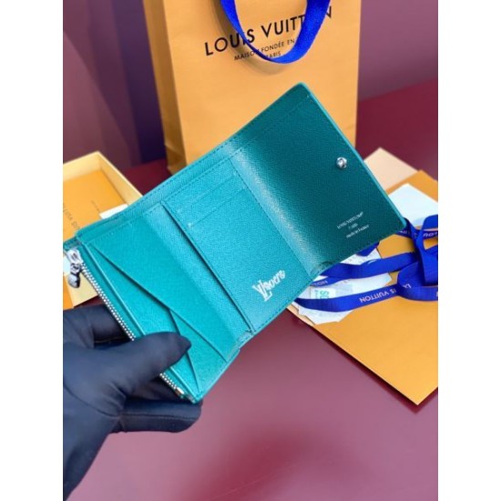 2025SS 高感度なセレブたち愛用 GUCCI グッチ 三つ折り財布 2025SS 高感度なセレブたち愛用 GUCCI グッチ 三つ折り財布