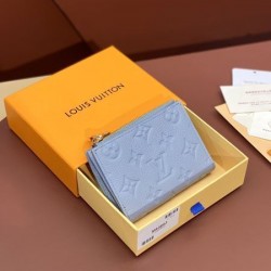 2025SS 新商品☆完売必至 LOUIS VUITTON ルイヴィトン 二つ折り財布