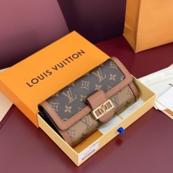 2025SS もうすぐ日本上陸 LOUIS VUITTON ルイヴィトン 長財布