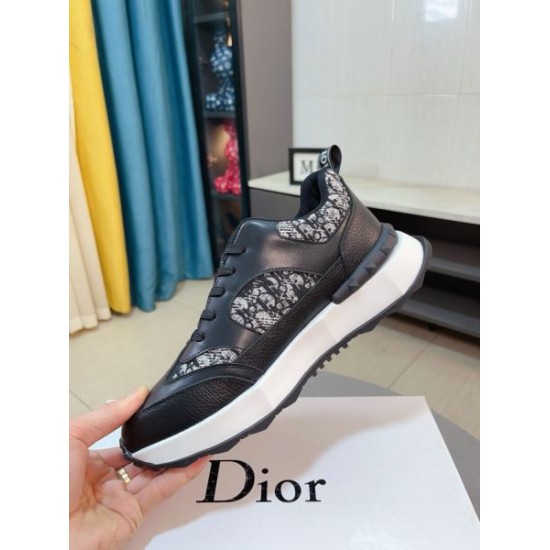 DIOR ディオール 2025SS 飽きのこないデザイン メンズ用 カジュアルシューズ DIOR ディオール 2025SS 飽きのこないデザイン メンズ用 カジュアルシューズ