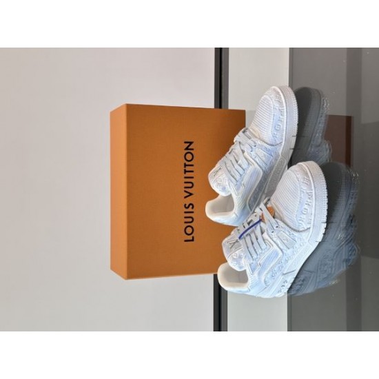 LOUIS VUITTON ルイヴィトン 2025SS 現地価格sale メンズ用 カジュアルシューズ LOUIS VUITTON ルイヴィトン 2025SS 現地価格sale メンズ用 カジュアルシューズ
