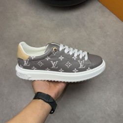 LOUIS VUITTON ルイヴィトン 2025SS 限定デザイン メンズ用 カジュアルシューズ 