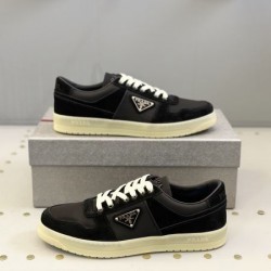 PRADA プラダ 2025SS 一目置かれる春夏新作 メンズ用 カジュアルシューズ 