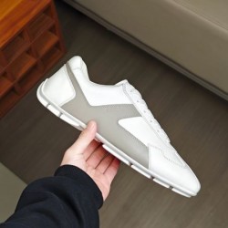 PRADA プラダ 2025SS 上級者すぎる着こなし メンズ用 スニーカー 