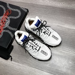 VERSACE ヴェルサーチェ 2025SS おしゃれを楽しむ！ メンズ用 スニーカー