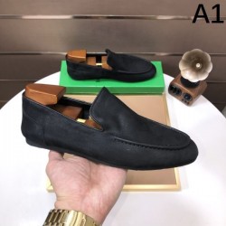 BOTTEGA VENETA ボッテガヴェネタ 2025SS ロゴが素敵 メンズ用 ビジネスシューズ 
