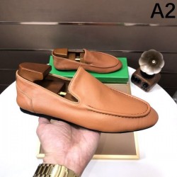 BOTTEGA VENETA ボッテガヴェネタ 2025SS ロゴが素敵 メンズ用 ビジネスシューズ 