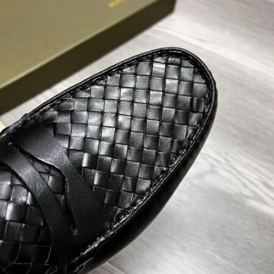 BOTTEGA VENETA ボッテガヴェネタ 2025SS 早い者勝ち メンズ用 ビジネスシューズ BOTTEGA VENETA ボッテガヴェネタ 2025SS 早い者勝ち メンズ用 ビジネスシューズ