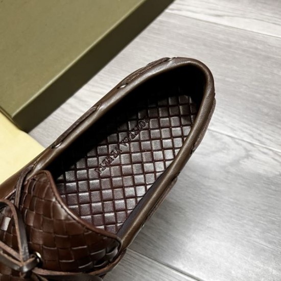 BOTTEGA VENETA ボッテガヴェネタ 2025SS 売切れ必須 メンズ用 ビジネスシューズ BOTTEGA VENETA ボッテガヴェネタ 2025SS 売切れ必須 メンズ用 ビジネスシューズ