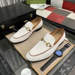 GUCCI グッチ 2025SS 絶対欲しい手に入る メンズ用 ビジネスシューズ 