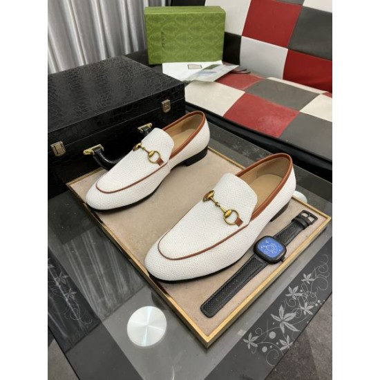 GUCCI グッチ 2025SS 絶対欲しい手に入る メンズ用 ビジネスシューズ GUCCI グッチ 2025SS 絶対欲しい手に入る メンズ用 ビジネスシューズ