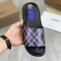 BURBERRY バーバリー 2025SS 先着順早い者勝ち限定 メンズ用 サンダル